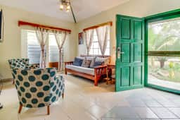 Charming Home w Central AC, Shared Pool, & Garden- Day Trip Opportunities - Image 3