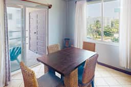 Waterfront condo with pool & high-speed WiFi - walk to the nearby beach - Image 5