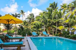 Oceanfront condo with pool, gorgeous ocean views, WiFi & partial AC - Image 2