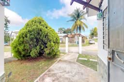 Welcoming home near town with private pool, jungle views, WiFi & partial AC - Image 4