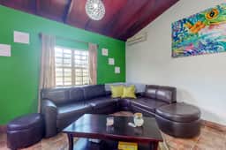 Welcoming home near town with private pool, jungle views, WiFi & partial AC - Image 5