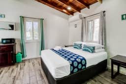 Tropical studio with hammock, shaded balcony, & enclosed yard - Image 5