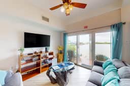 Caribbean condo with ocean view, on-site pool, & private balcony - Image 4