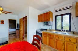 Resort Gem with Great Views, WiFi, AC, Shared Pool & Rooftop Deck - Image 5