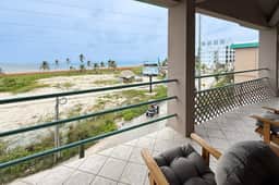 Ocean-view home with balcony, swimming pool & central AC - Image 3