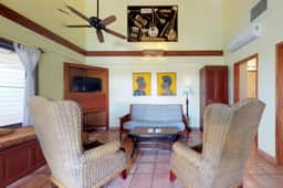 Oceanfront condo with shared pool, sea view, central AC & WiFi - walk to the beach - Image 5
