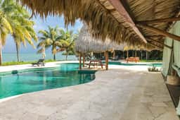 Private Pool Home | 2 King Suites & Beach Club - Image 2