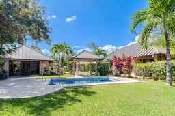 Private Pool Home | 2 King Suites & Beach Club - Image 4