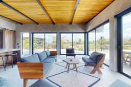 Spacious dog-friendly villa with king beds, private pool, water views & BBQ deck - Image 5