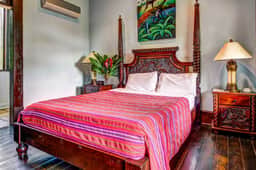 Deluxe Studio with Riverfront Location, WiFi, AC, & Pool - Image 2