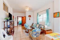 Stunning Oceanfront Villa w Private Pool, Dock, Ocean View, Partial AC & WiFi - Image 2