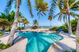 Stunning Oceanfront Villa w Private Pool, Dock, Ocean View, Partial AC & WiFi - Image 3