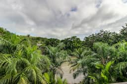 Riverfront Suite, Lovely View, Partial AC, WiFi & Pool - Image 4
