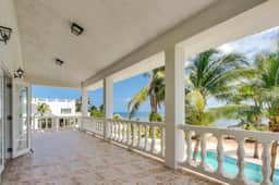 Stunning Ocean Views, Pool, Partial AC, Strong WiFi, & Oceanfront Location - Image 3