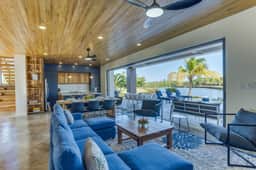 Spacious villa retreat with private pool, rooftop deck, kayaks, and pet-friendly perks - Image 3