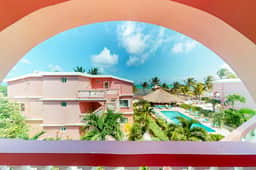 Oceanfront 3BR Condo at Caribe Island - Image 5