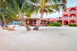 Ocean-view apartment in a beachfront resort with shared pool, WiFi & partial AC - Image 3