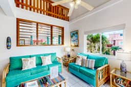 Breezy oceanfront, 2-story condo w shared pool, beach access, WiFi & partial AC - Image 5