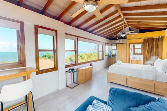 Panoramic loft with beach, pool, canoe, dock, & grill access - scenic balcony - Image 4