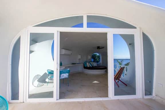 Unique waterfront studio with AC, pool, bikes, & kayaks - Image 3