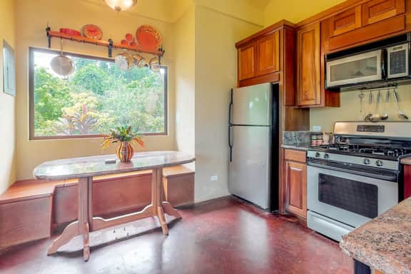 3BR Home + Casita | Pool & Beach Club Access - Image 4