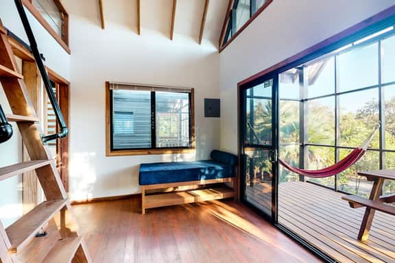 Romantic cabana with veranda, hammock, partial AC & WiFi - walk to the beach - Image 3