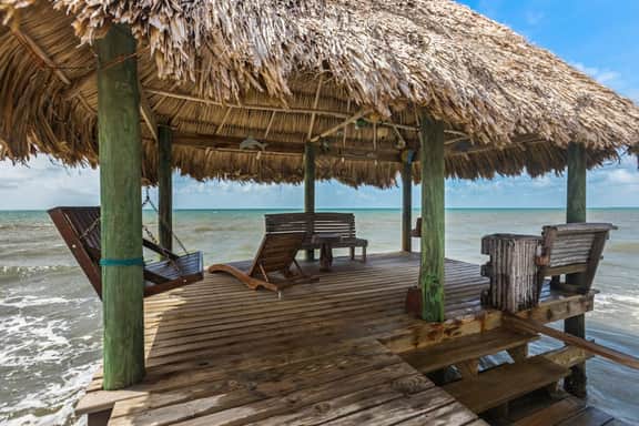 Tropical beachfront getaway with private pool, ocean views & enclosed yard - Image 3