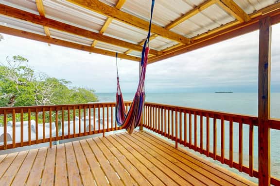 Oceanfront Cabin on Private Island with beach access & kitchen - Image 2