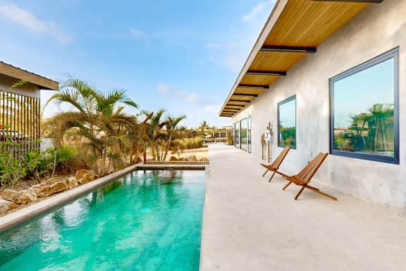 Waterfront villa with pool, spacious deck, dog-friendly & office space - Image 3