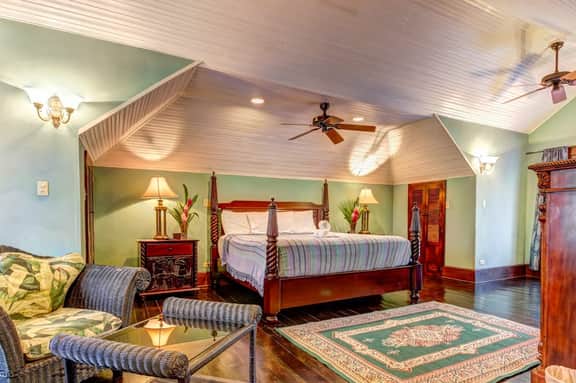 Riverfront Retreat with Balcony, WiFi, Partial AC, Shared Pool - Image 2