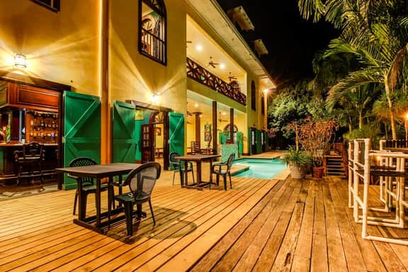 Riverfront Suite, Lovely View, Partial AC, WiFi & Pool - Image 3
