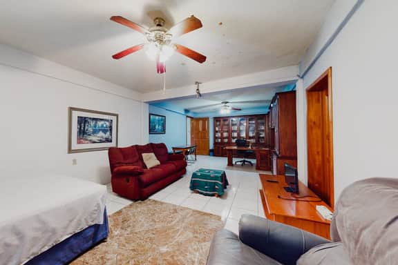 Roomy Casita - Shared Pool - Free High-Speed WiFi, AC - Image 3