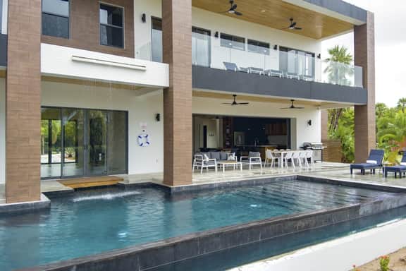 Serene villa with infinity pool, waterfall & modern amenities - Image 4