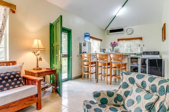 Charming Home w Central AC, Shared Pool, & Garden- Day Trip Opportunities - Image 1
