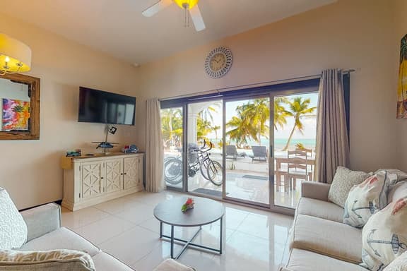 Beachfront condo with pool, amazing ocean view, & WD - near restaurants - Image 1