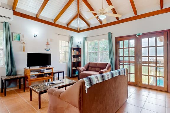 Waterfront Caribbean getaway with private dock, Gold Standard Certified - Image 1