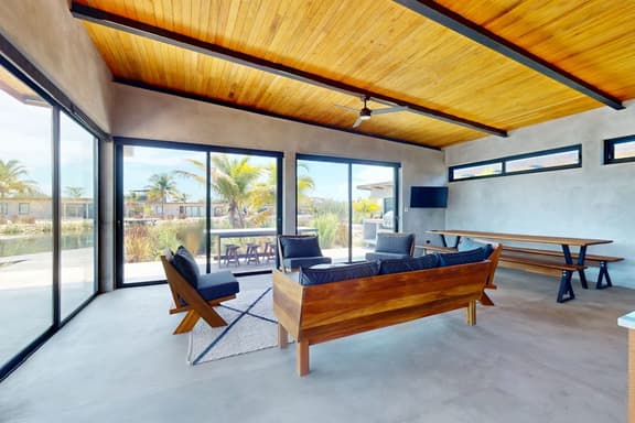 Spacious dog-friendly villa with king beds, private pool, water views & BBQ deck - Image 1