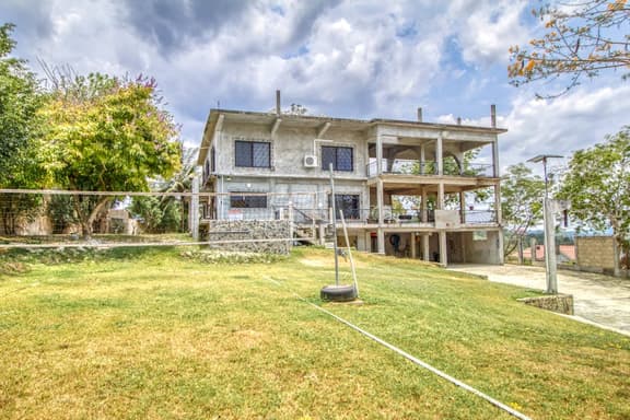 Family Estate with High-Speed WiFi, Private Pool, Basketball, Office, & Patio - Image 1